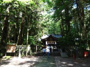 弥彦神社