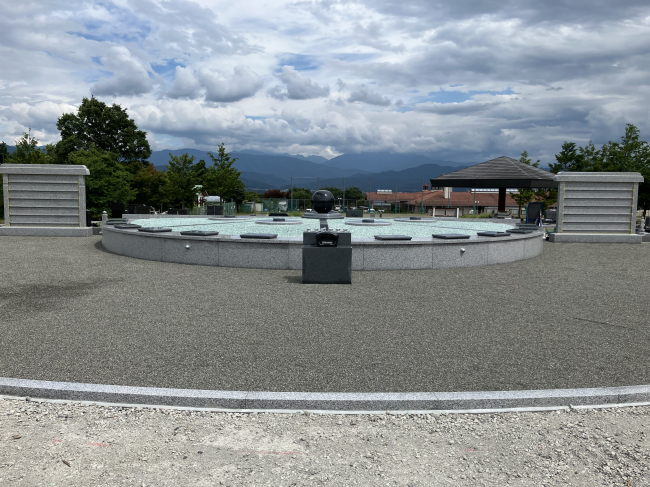 合奏式墓地